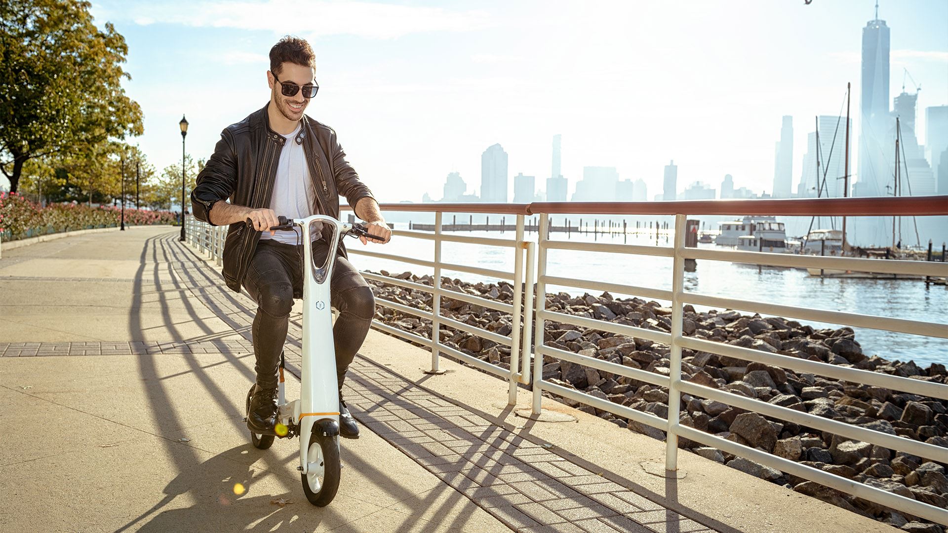 獲獎(jiǎng)最多的電動(dòng)折疊車-光環(huán)電動(dòng)折疊車